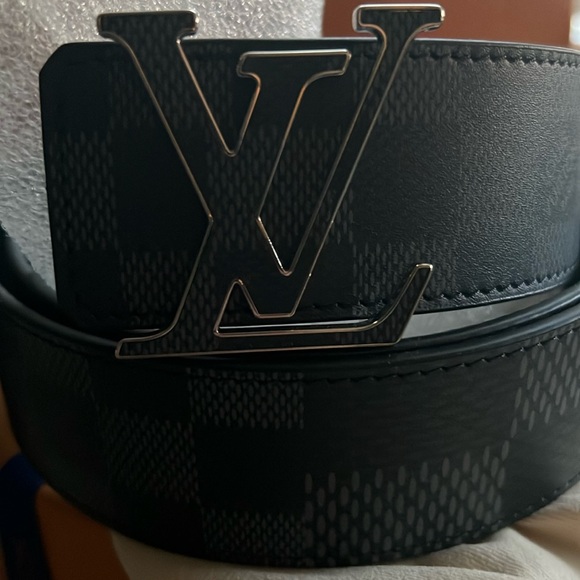 Louis Vuitton Belt - Picture 1 of 3
